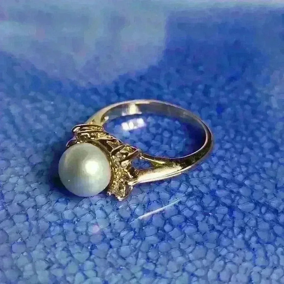 Gold tone light blue  pearl rhinestones (CZ ?) ring size 6 NWOT - Picture 11 of 16